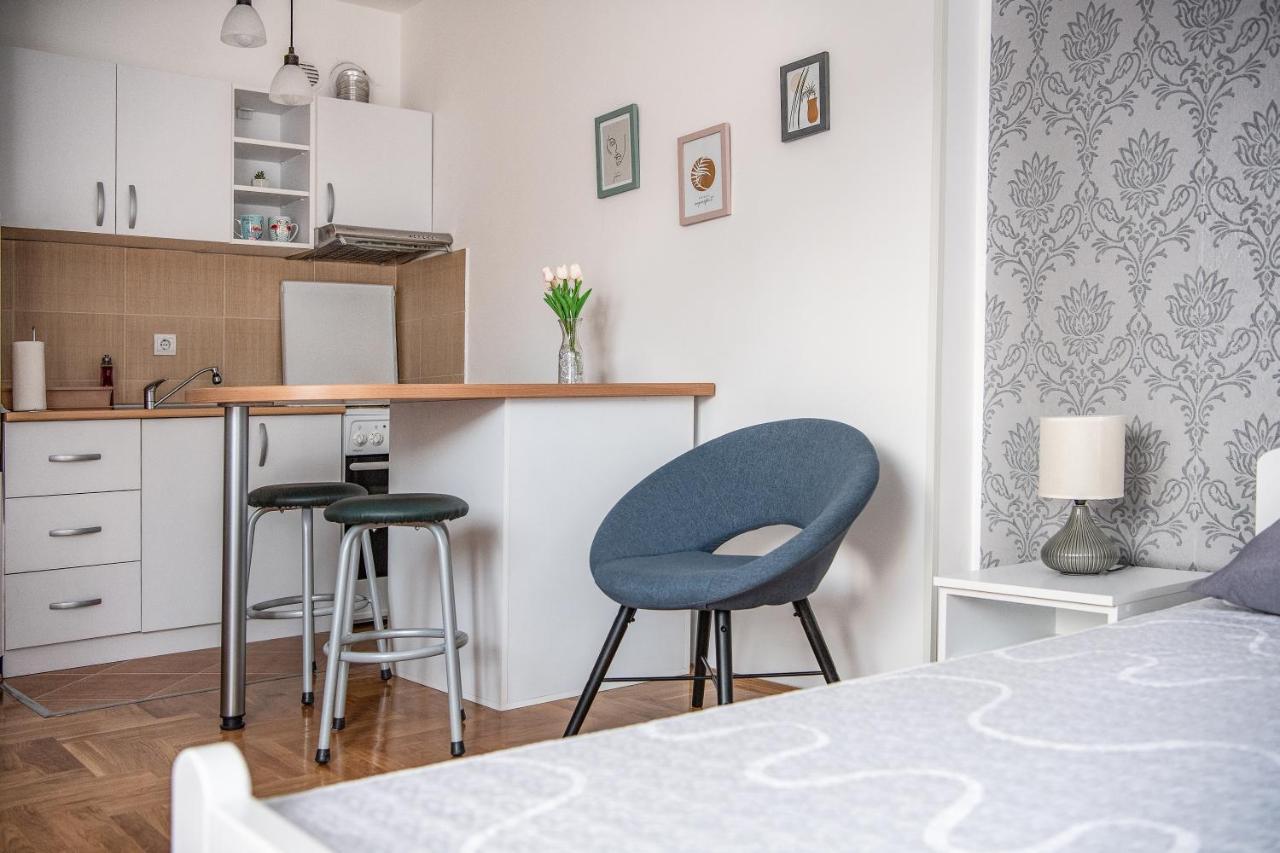 נובי סאד Stella Modern Apartment 2 מראה חיצוני תמונה